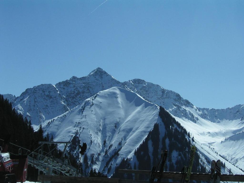 Hotel Witt Berwang Exterior foto